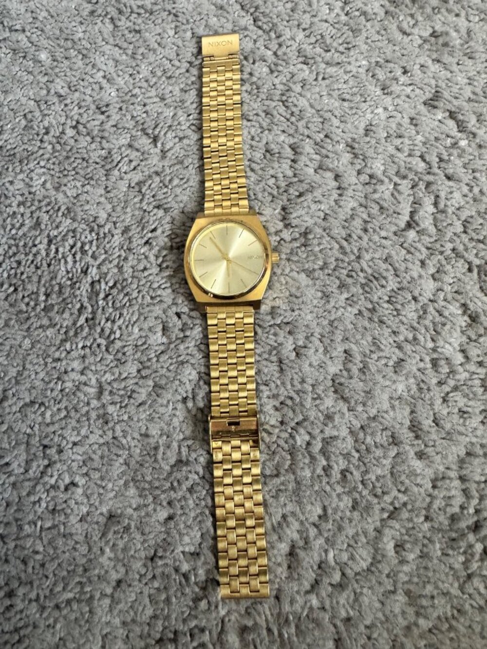 Nixon Watch Gold Minimal Adjustable No Battery